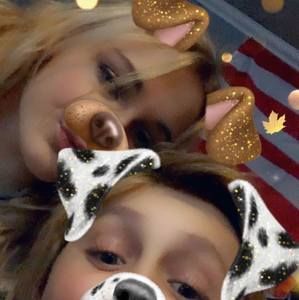 Meet your Posher, Hailey